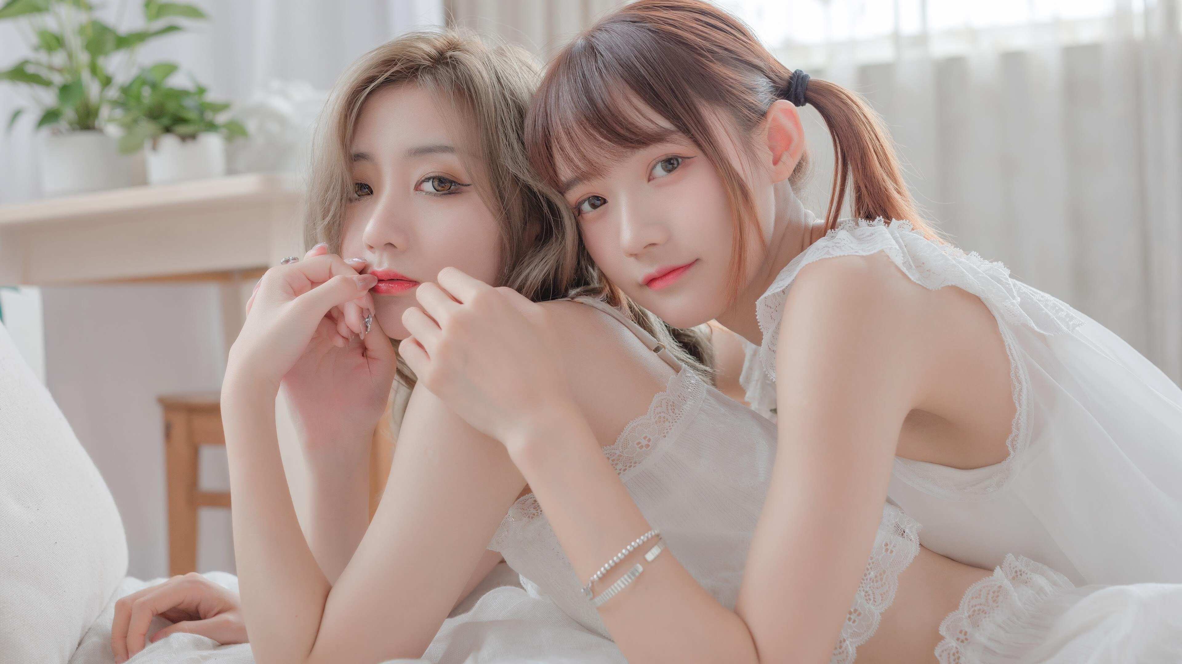 体育明星出书分享成长经历引共鸣，体育明星及其成长经历