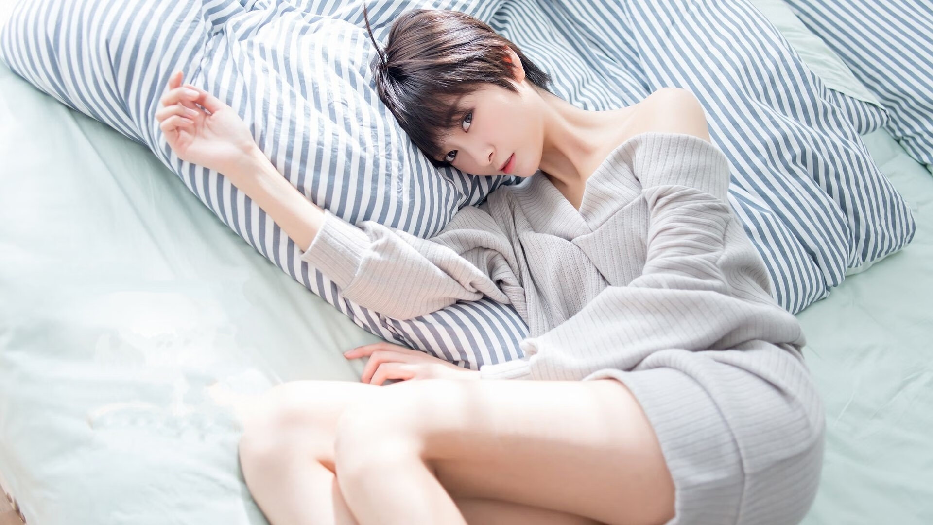 球星亲子同场亮相,家庭故事感动球迷,球星儿子踢球